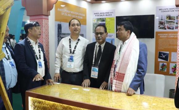 Honourable Minister of State, Petroleum & Natural Gas along with other Dignitaries at the Stall of AHECL at India Energy Week, 2
